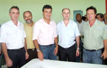 Prefeito e lideranças prestigiam visita do governador do estado em Corbélia